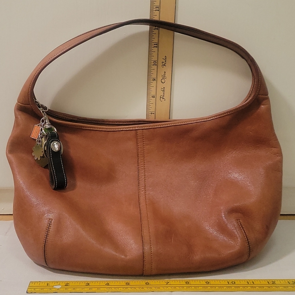 Coach brown leather shoulder bag